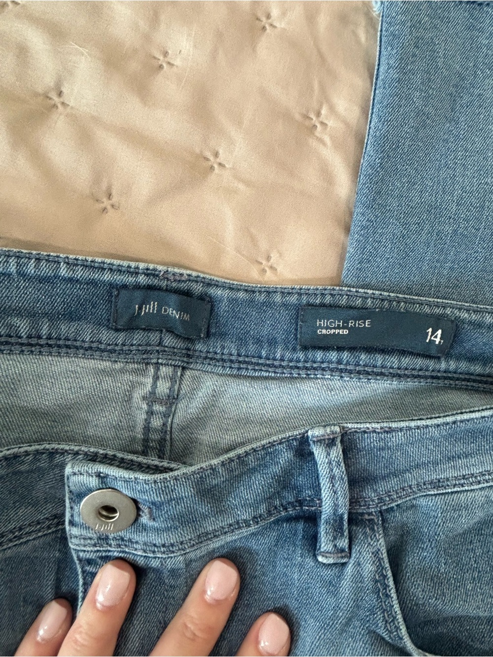 J. Jill Women's Straight-Leg Denim Jeans in Blue with Frayed Hem - Picture 3 of 6